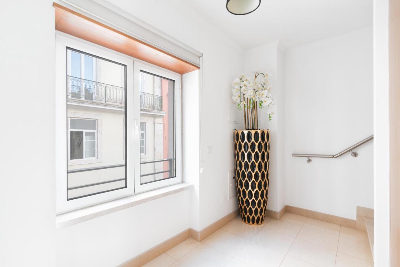 Apartamento Exquisite Townhouse For 8 In Lisbon City Center *
