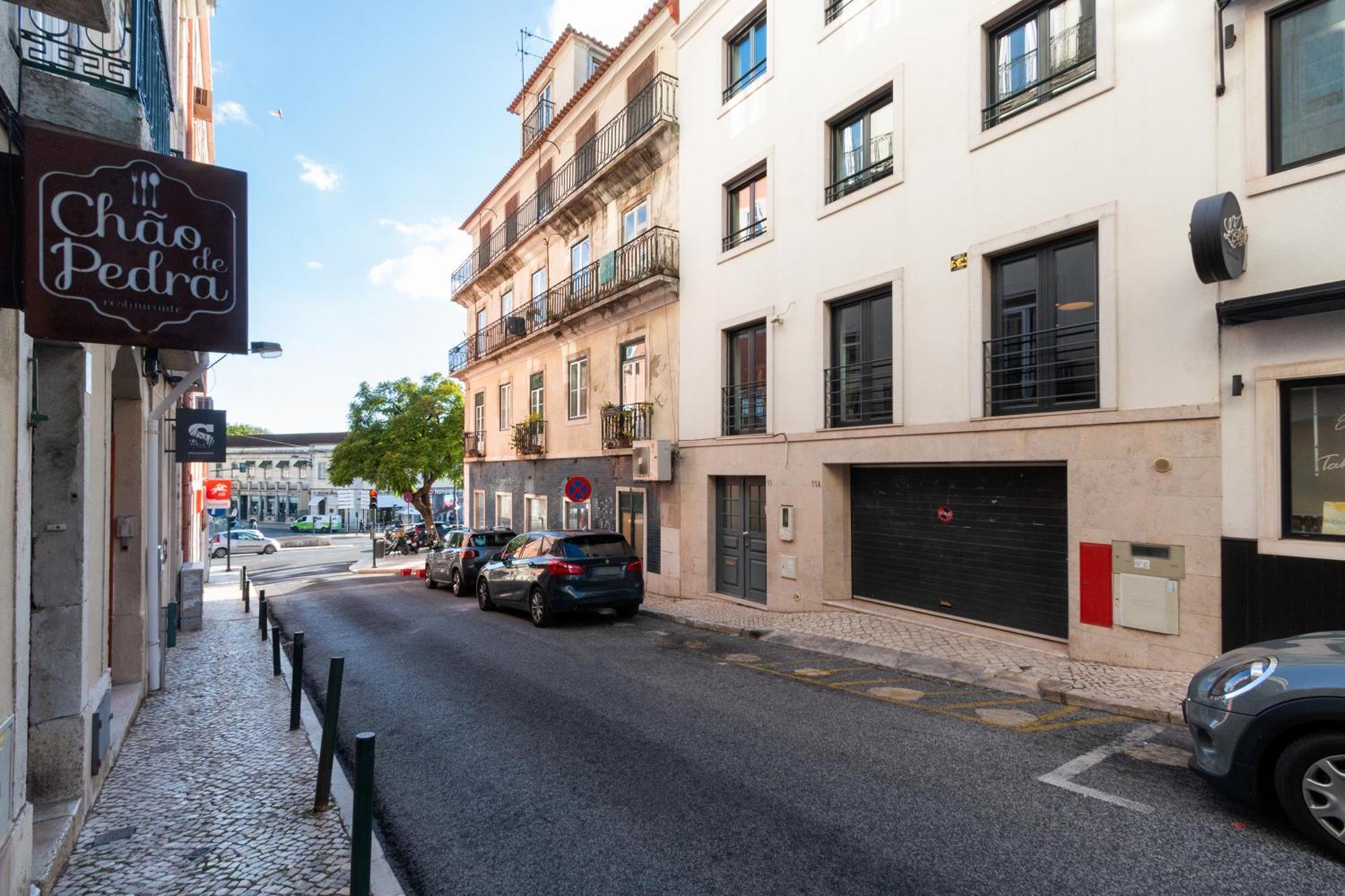 Apartamento Exquisite Townhouse For 8 In Lisbon City Center *