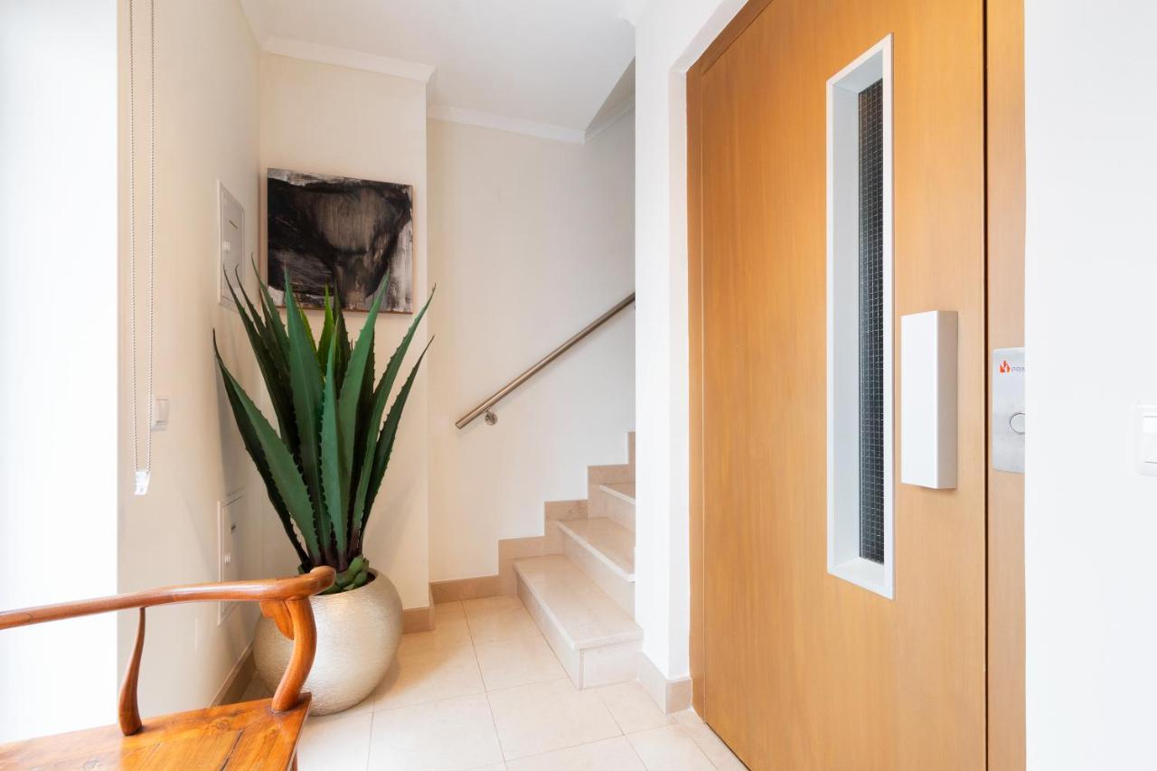 Apartamento Exquisite Townhouse For 8 In Lisbon City Center