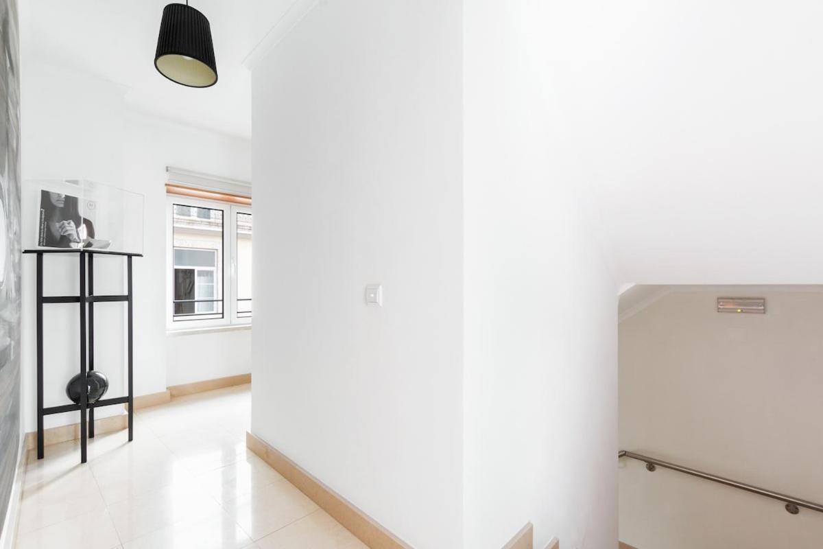 Apartamento Exquisite Townhouse For 8 In Lisbon City Center *