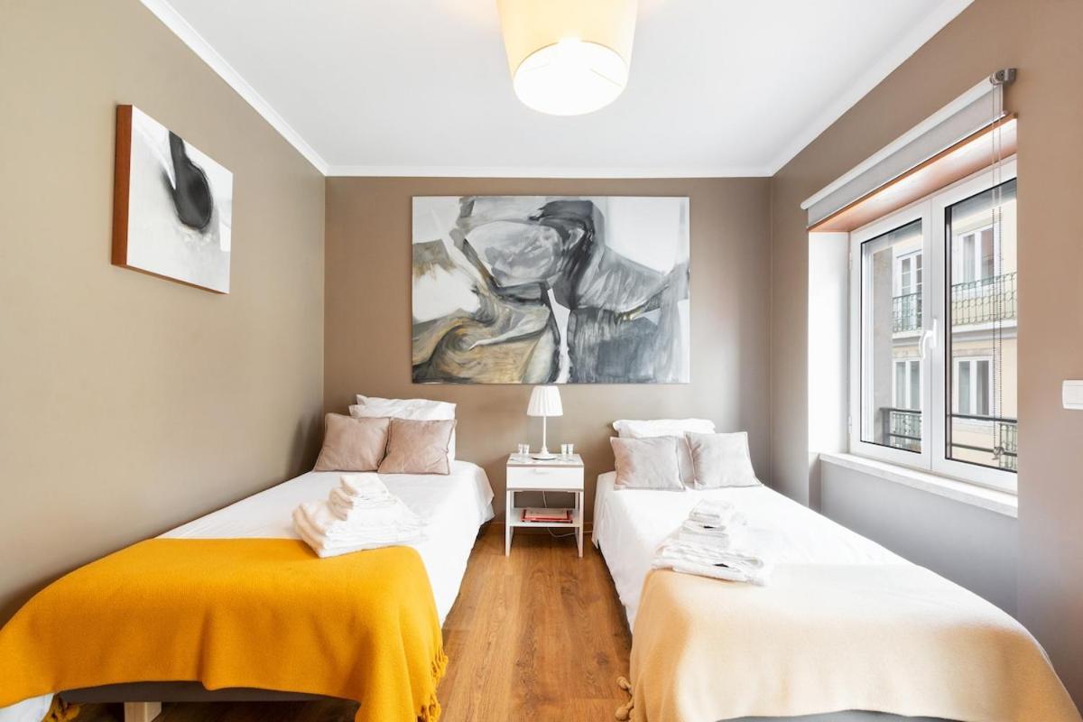 Exquisite Townhouse For 8 In Lisbon City Center Apartamento Lisboa