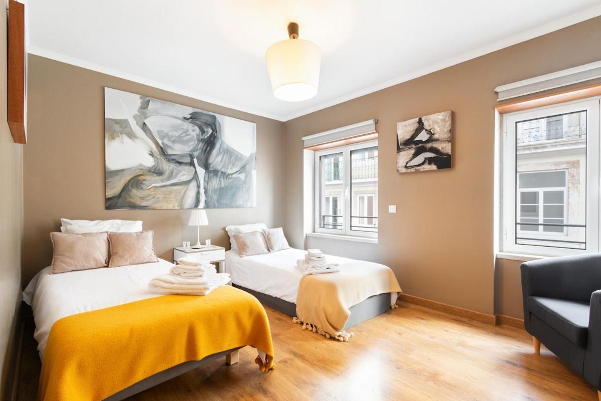 Exquisite Townhouse For 8 In Lisbon City Center Apartamento