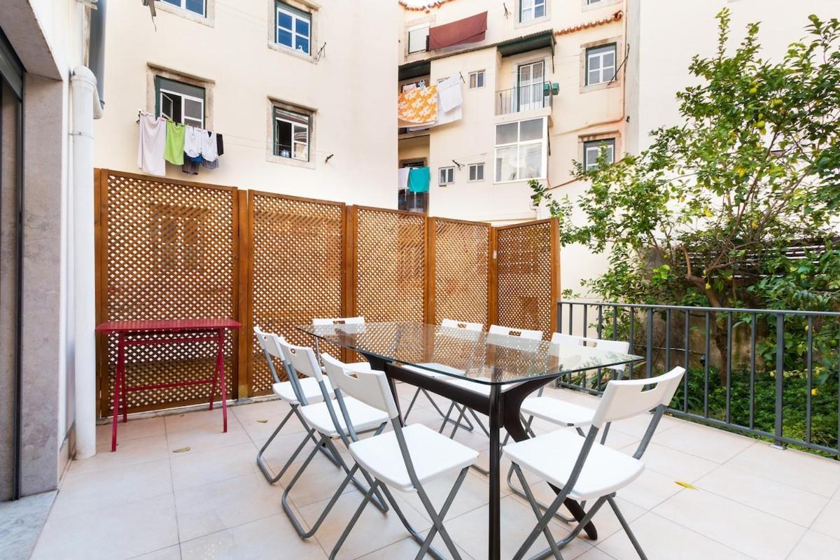 Exquisite Townhouse For 8 In Lisbon City Center *