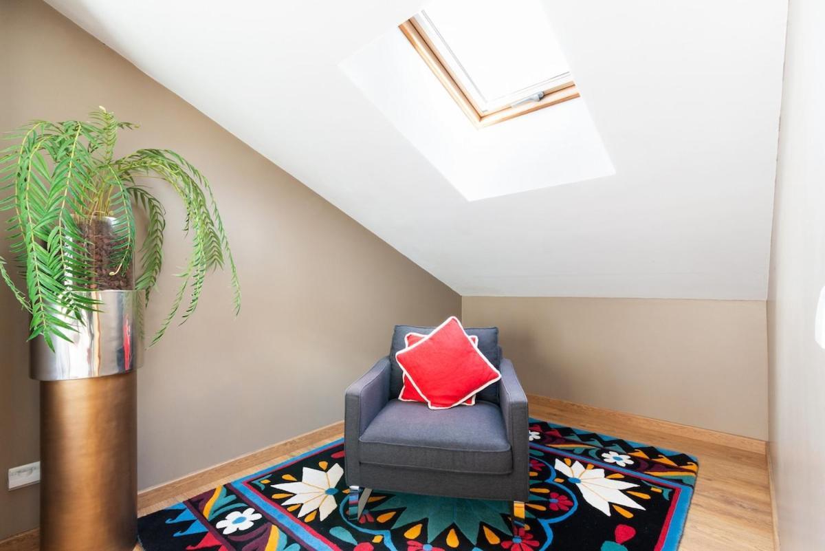 Exquisite Townhouse For 8 In Lisbon City Center Apartamento
