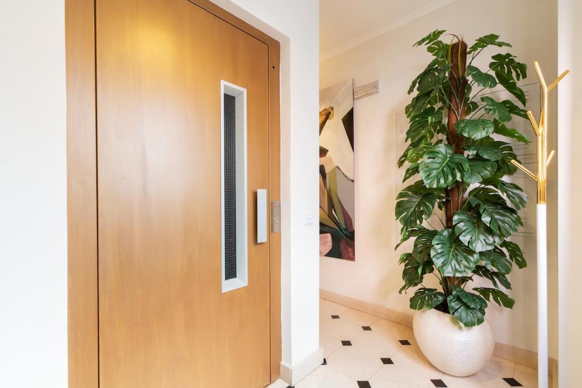 Apartamento Exquisite Townhouse For 8 In Lisbon City Center Lisboa