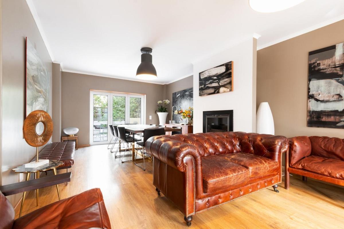 Exquisite Townhouse For 8 In Lisbon City Center *